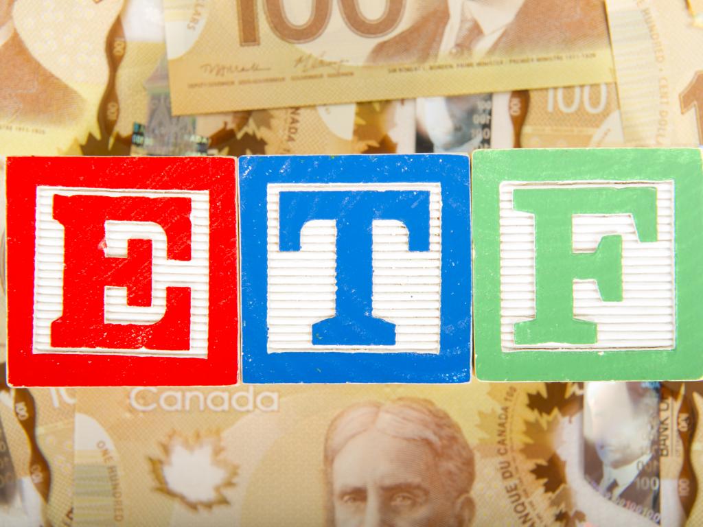 canadian bond etf